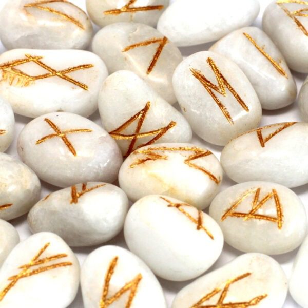 Piedras rúnicas artesanas - Ágata blanca