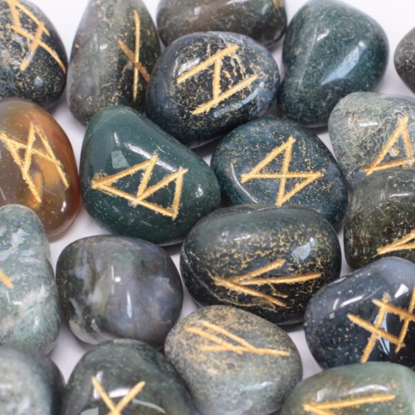 Piedras rúnicas artesanas - Ágata de musgo